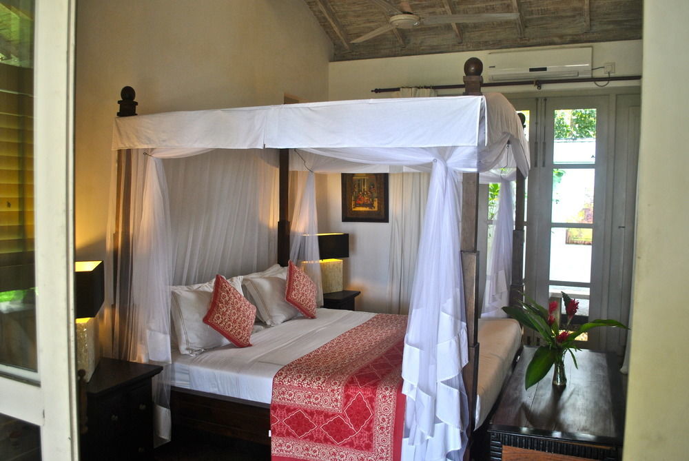 Satin Doll Hotel Unawatuna Ngoại thất bức ảnh